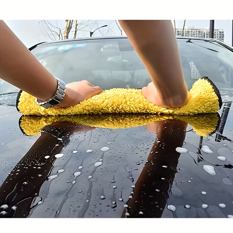 Premium Microfiber Car Drying Towel – Ultra-Soft, Highly Absorbent & Scratch-Free